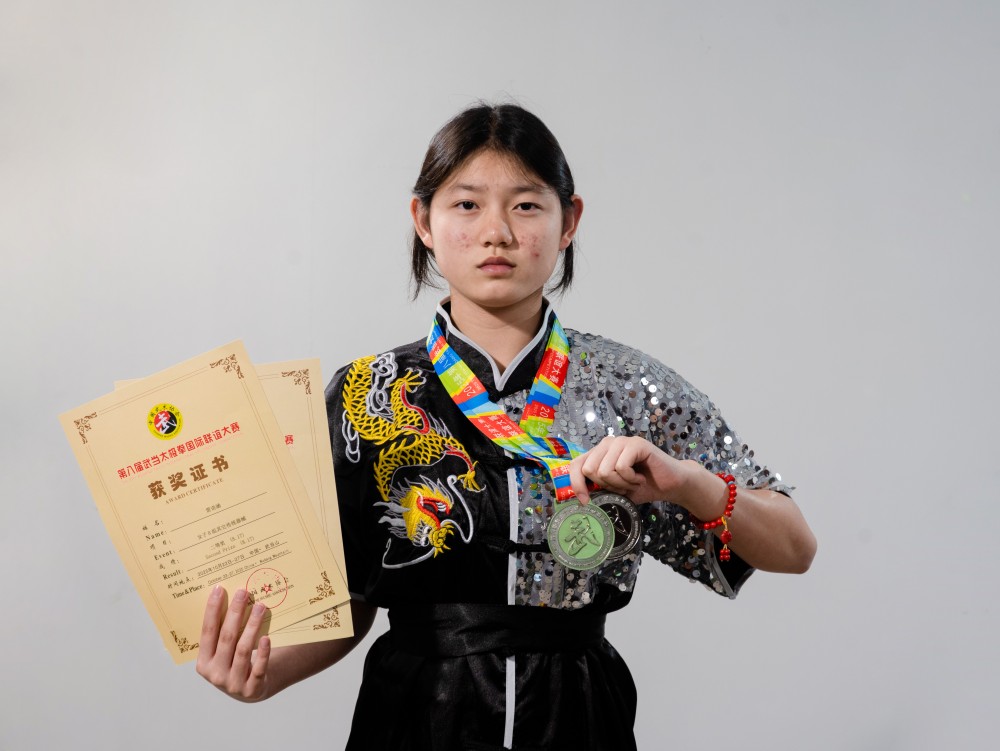 女子传统器械二等奖·雷语涵